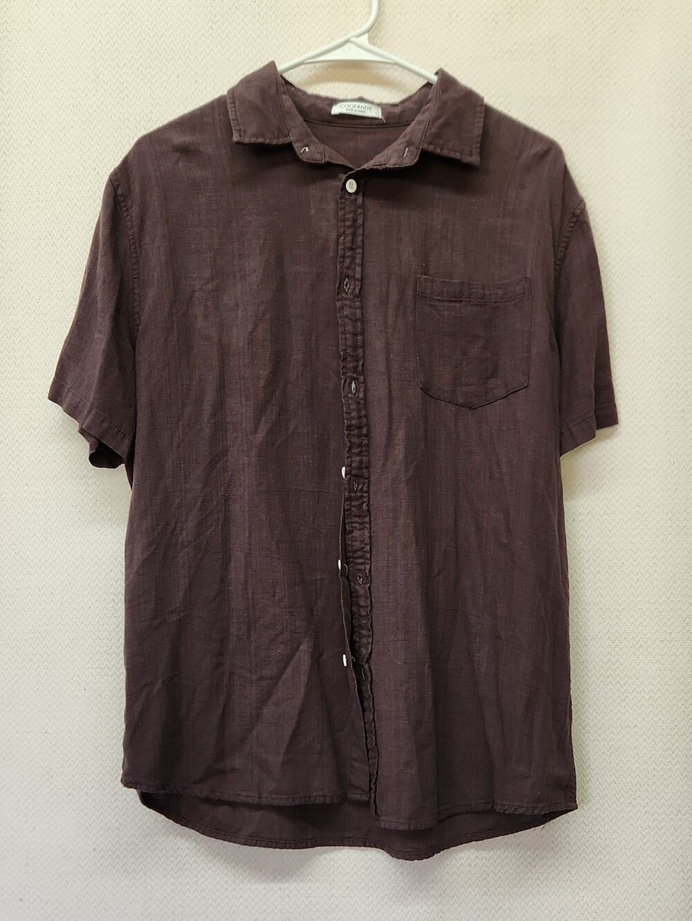 Men's Short-Sleeve Button-Down Shirt in Deep Brown